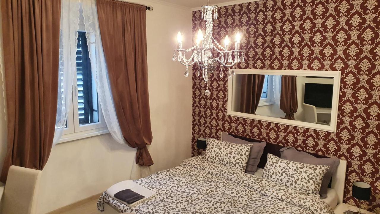 Apartments Paris Umag Luaran gambar