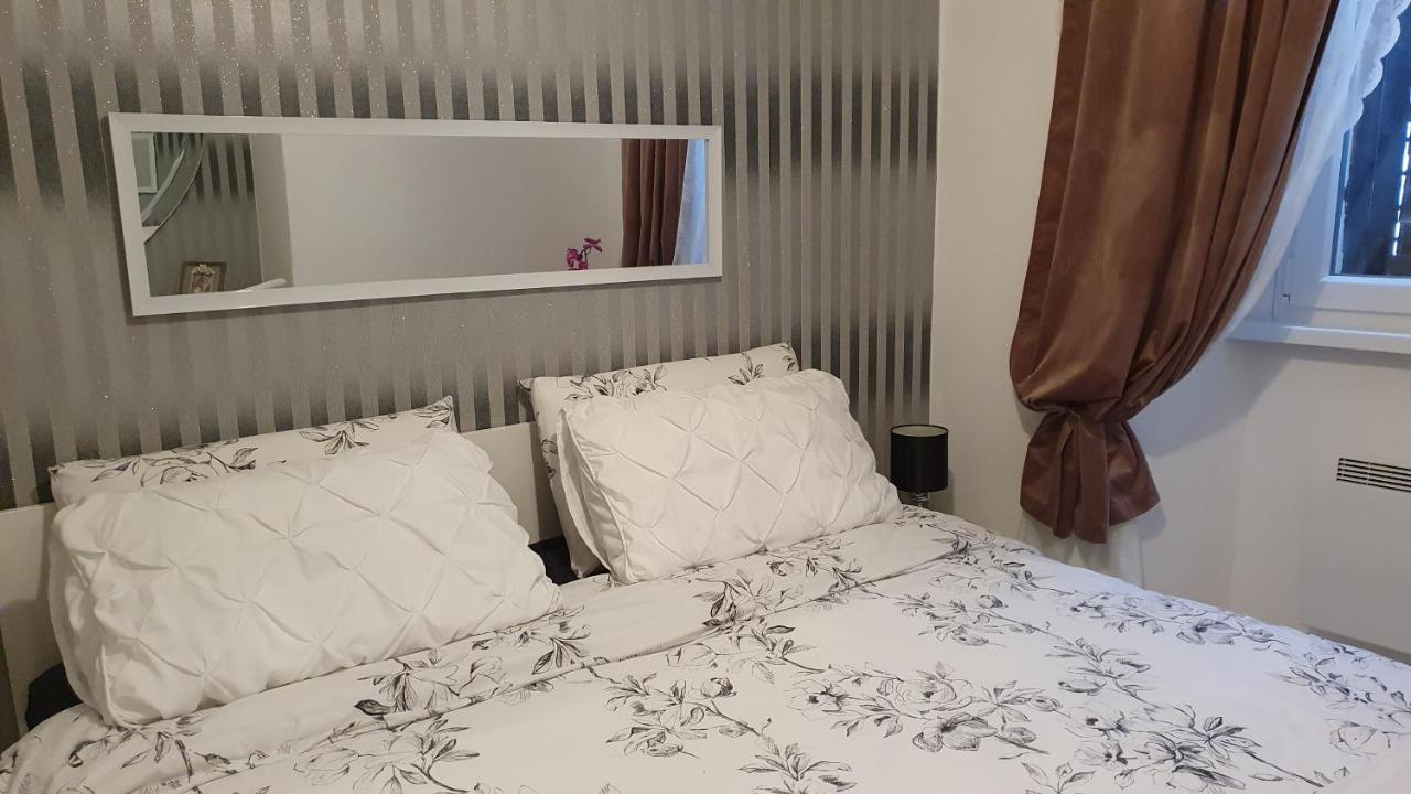 Apartments Paris Umag Luaran gambar