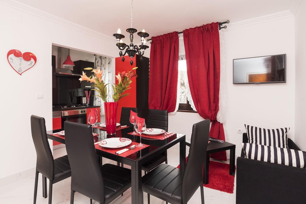 Apartments Paris Umag Bilik gambar