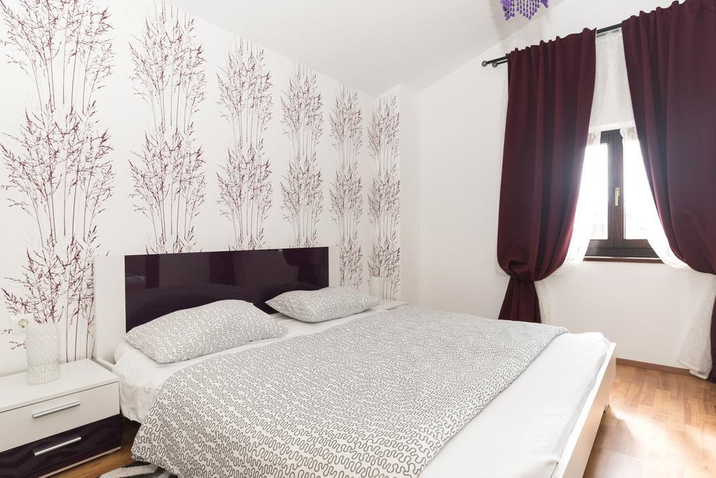 Apartments Paris Umag Bilik gambar